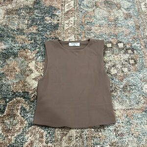 Babaton Aritizia Tank